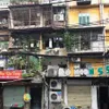 Hanoi to speed up renovations of old apartment buildings