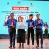 Winners of English debate contest for youth officials awarded