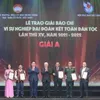 Winners of Press Awards for the Cause of Great National Unity honoured