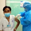 Thai Binh leads in COVID-19 vaccine shots administered during Tet