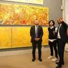 Vietnamese young artist’s paintings exhibited in UK