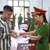 Deputy PM attends announcement ceremony of amnesty granting in Vinh Phuc prison