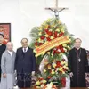 President extends Christmas greetings to Hanoi Archdiocese