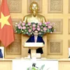 PM meets with chiefs of Vietnamese representative offices abroad