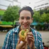 French IT engineer loves Vietnamese street food