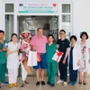 British COVID-19 patients return and thank Vietnamese doctors