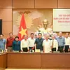 NA Chairman meets former leaders of Ca Mau province