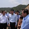 Deputy PM inspects tentative site for Bai Goc deepwater port