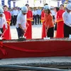 Final segment of Vinh Tuy Bridge connected