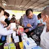 Vietnamese doctors offer free medical check-ups, medicines for people in Cambodia