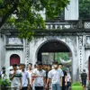 High-school students visit Temple of Literature to pray for good luck ahead of graduation exam