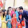 President meets Vietnamese community, foreign friends in Italy