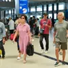 Passengers through Noi Bai int’l airport up slightly before holiday