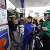 Petrol prices rise by over 700 VND per litre