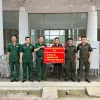 Dien Bien border guards donate supplies to Lao counterparts