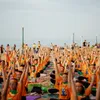 Over 600 people join mass yoga performance in Binh Thuan