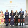 Vietnamese language promoted in France