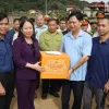 Vice President visits and presents gifts to people in flood-hit areas in Son La