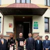 Vietnamese Embassy delegation holds working session with Czech city authorities