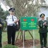 Young Vietnamese, Chinese border officers strengthen exchange