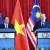 Vietnamese, Malaysian PMs hold joint press conference following Kuala Lumpur talks