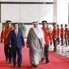 Kuwaiti Prime Minister hosts welcome ceremony for Vietnamese counterpart