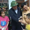 Standing Deputy PM visits flood-affected residents in Dak Lak