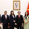 Deputy PM Ho Quoc Dung receives Palestinian foreign minister