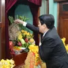 State leader pays tribute to President Ho Chi Minh at House 67