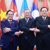 Vietnamese, Lao, Cambodian PMs devise concrete measures to implement Party leaders’ meeting outcomes