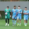 ĐT Việt Nam trở lại tập luyện, hướng tới màn so tài với ĐT Malaysia