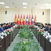 Permanent member of Party Central Committee’s Secretariat holds talks with Lao counterpart