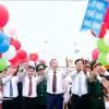 Top leader attends flag-raising ceremony in Quang Tri