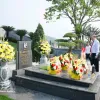 Top leader pays tribute to late Party General Secretary Ha Huy Tap in Ha Tinh province