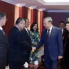 Top leader meets families of Vietnam-China friendship contributors in Beijing