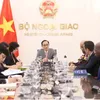 Foreign minister welcomes ambassadors of African nations