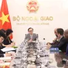 Foreign minister welcomes ambassadors of African nations