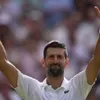 Djokovic lập kỷ lục mới tại Wimbledon, vượt mặt Federer