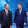 Vietnam gives top priority to relations with Laos: PM