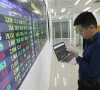 VN-Index chinh phục thành công mốc đỉnh lịch sử mới 1.600 điểm