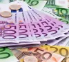 Đồng Euro xuống mức thấp nhất trong hai năm so với USD