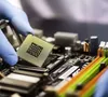 Các công ty sản xuất chip Trung Quốc đạt doanh thu cao kỷ lục