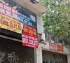 Cửa hàng mặt phố cho thuê vẫn ế ẩm dù giá giảm 10 - 20%