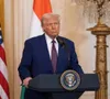 Ông Trump đề xuất áp thuế 50% với EU, 25% với Apple