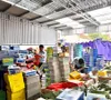 Tuýt còi lô hàng lậu gần 5.000 sản phẩm quần áo, giày dép trẻ em tại Ninh Bình
