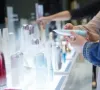 Ngành làm đẹp toàn cầu gặp khó vì thuế quan
