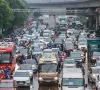 Hà Nội cần làm gì trước khi cấm xe máy chạy xăng trong Vành đai 1?
