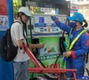 Từ 1/6, ngoài xăng E10, người dân có thể lựa chọn xăng nào khác?