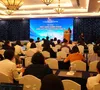UBCKNN: Hoàn thiện khung pháp lý "mở" dòng vốn cho tăng trưởng