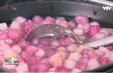 Trải nghiệm “sé áo, đập” tại quán chè 100 món